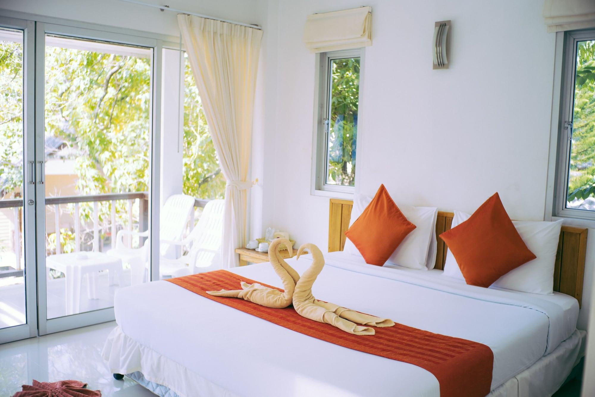 Amity Beach Resort Maret エクステリア 写真