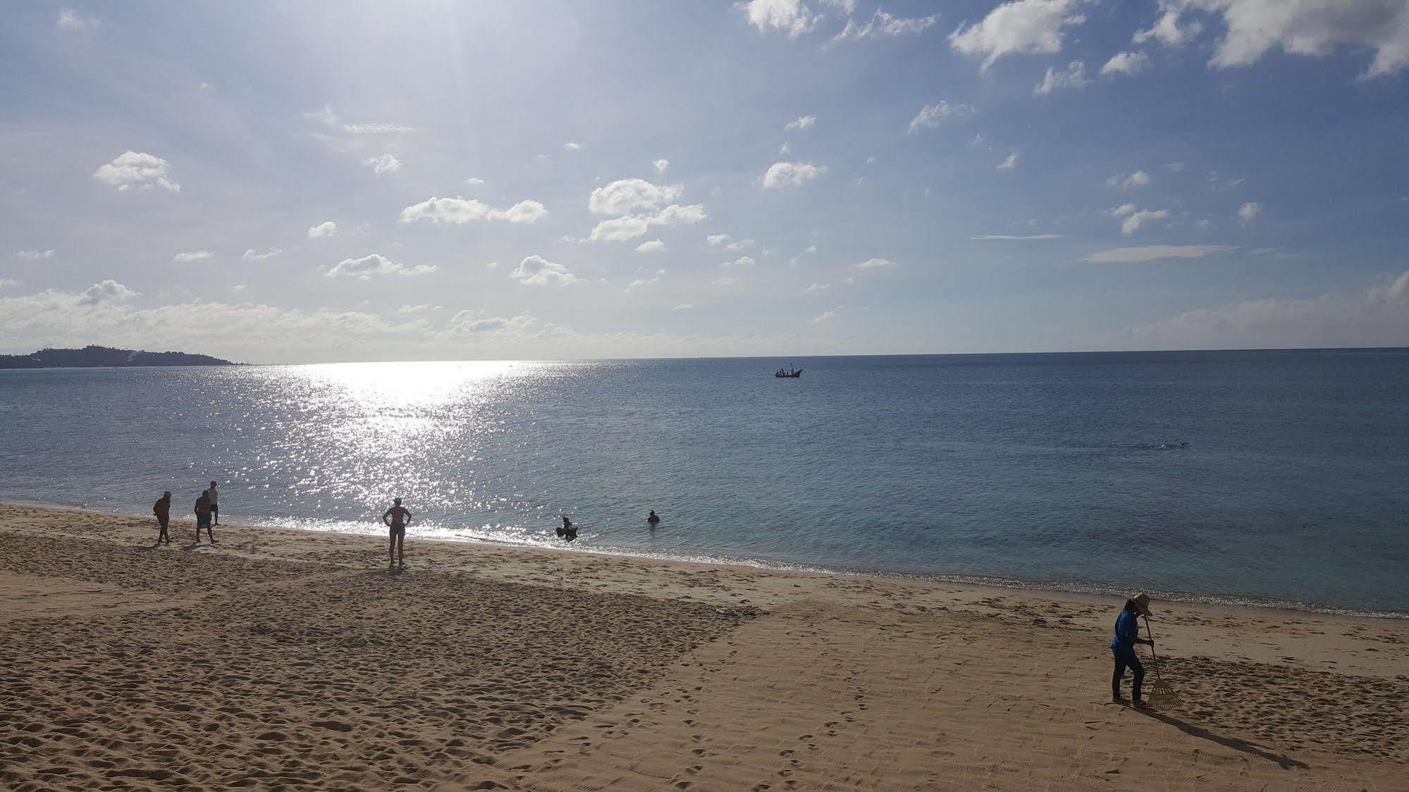 Amity Beach Resort Maret エクステリア 写真
