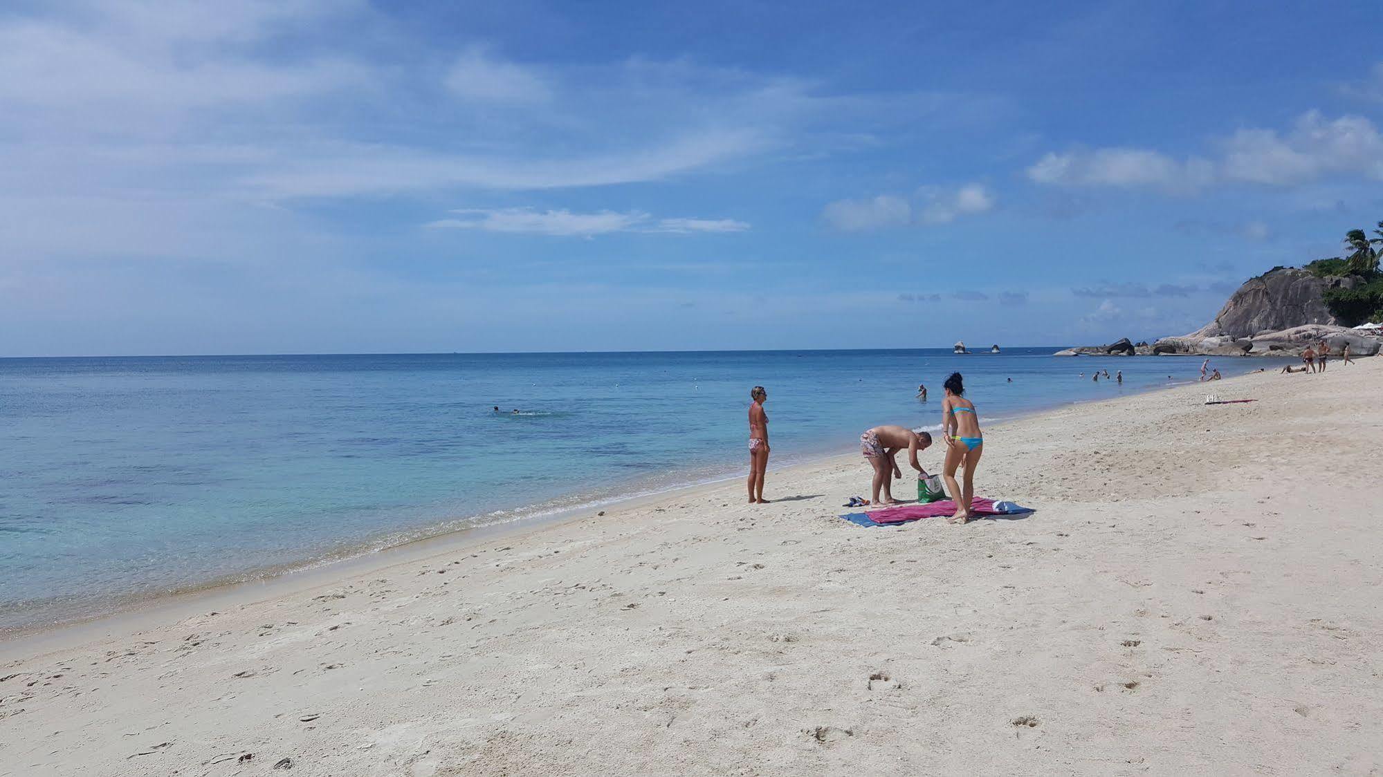 Amity Beach Resort Maret エクステリア 写真