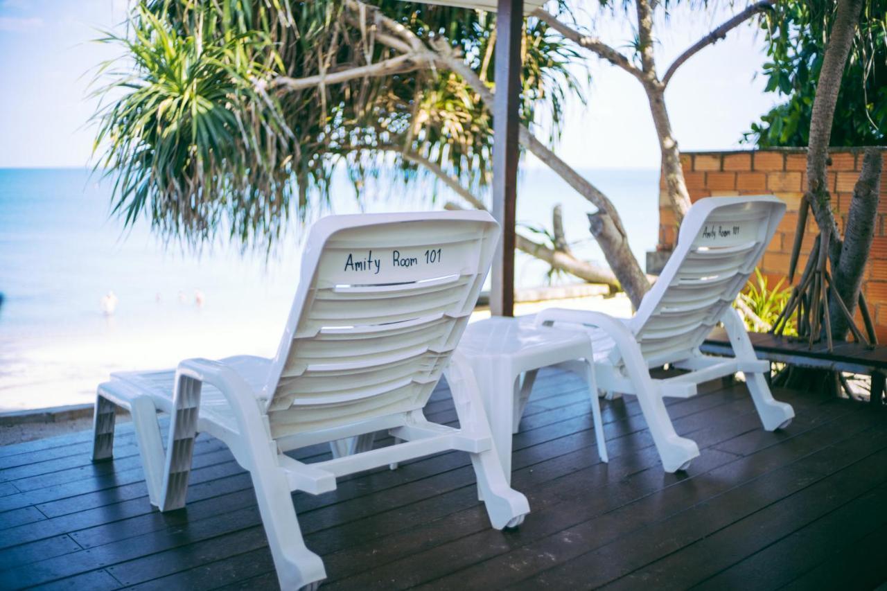 Amity Beach Resort Maret エクステリア 写真